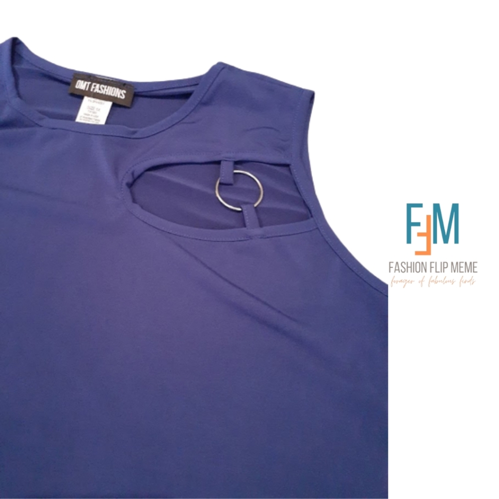 New! OMT Fashion Blue Stretch O-Ring Cut-Out Front Sleeveless Top 1X NWOT